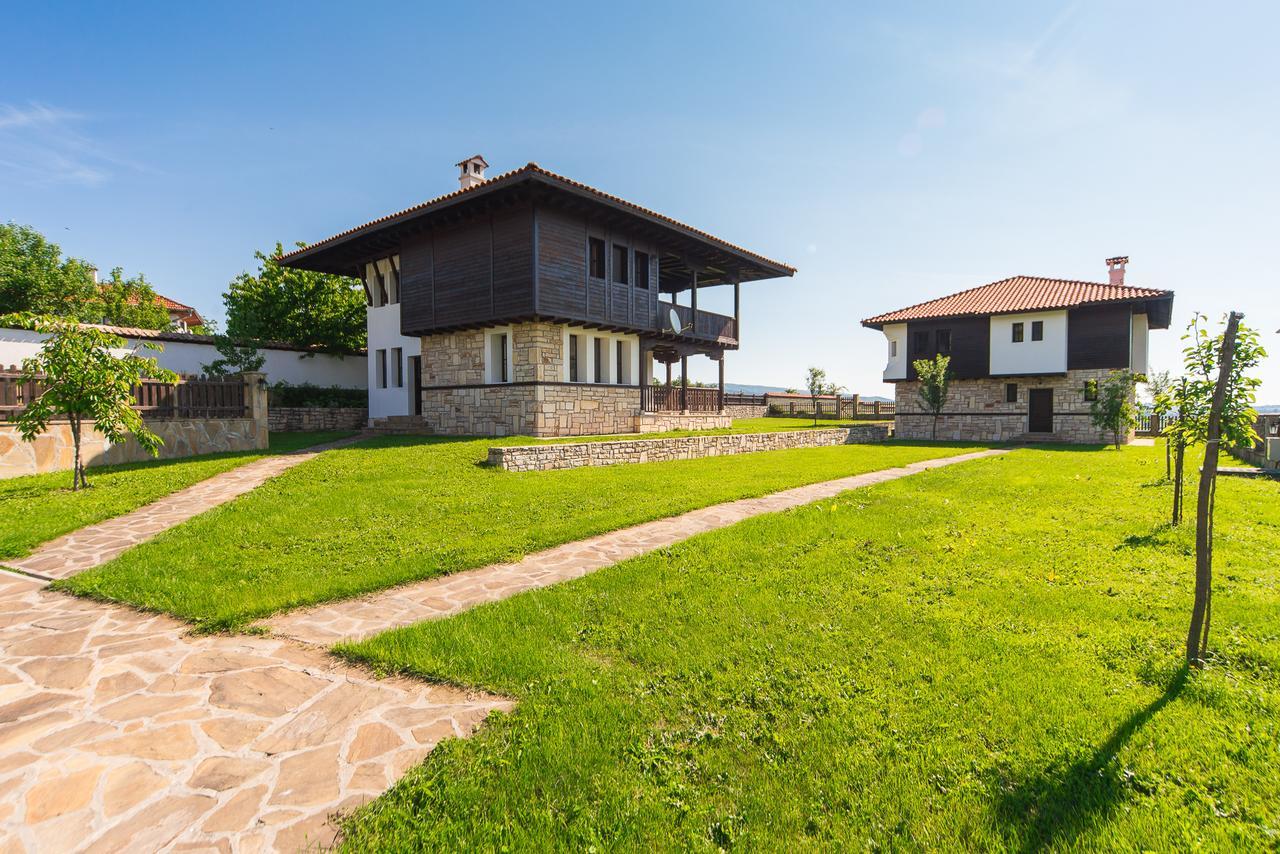 Complex Rayuvski Han Rayuvtsi Buitenkant foto